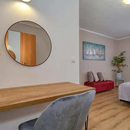 Ivica Apartamento *