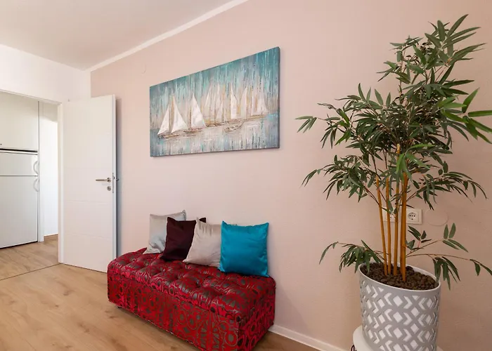 アパート Ivica ザダル