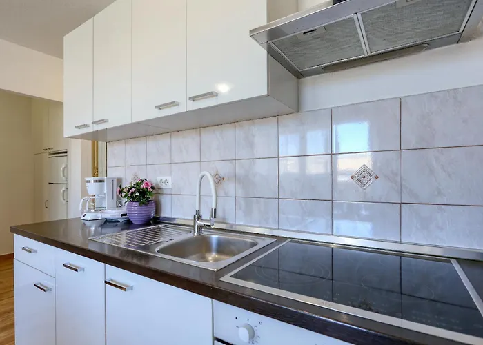 Ivica アパート ザダル