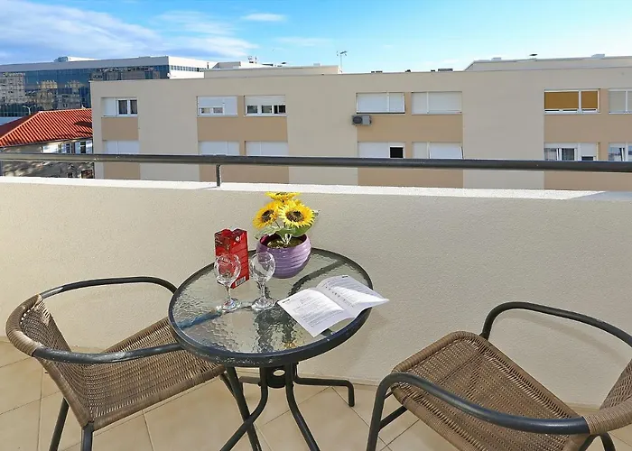 Ivica アパート ザダル